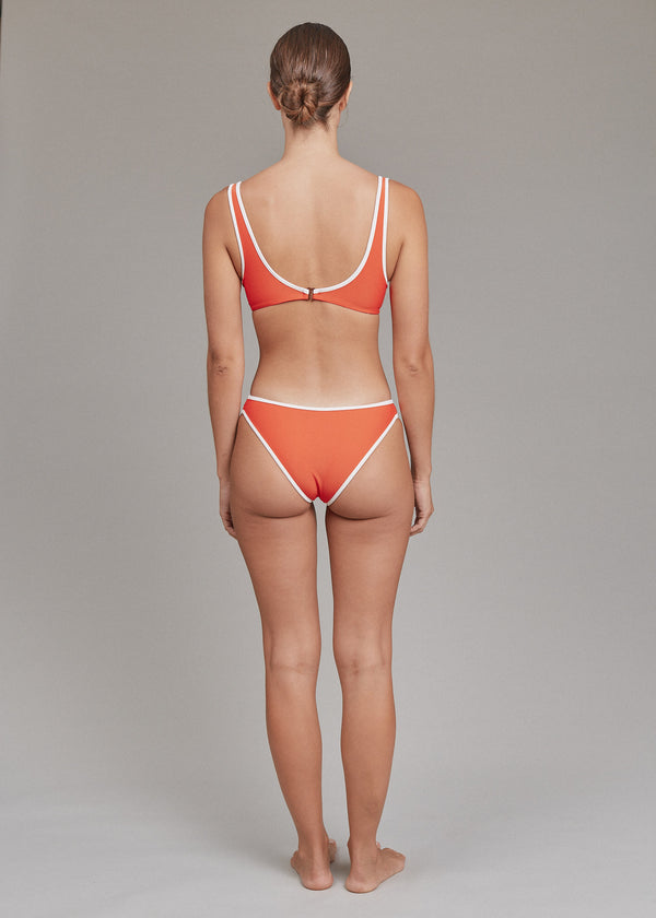 Acacia RUBY PIPED TOP - SPRING 2025 Brio