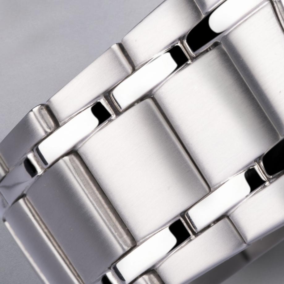 Accurist Accurist Classic Men's Watch | Silver Case & Stainless Steel Bracelet With Black Dial | 37mm