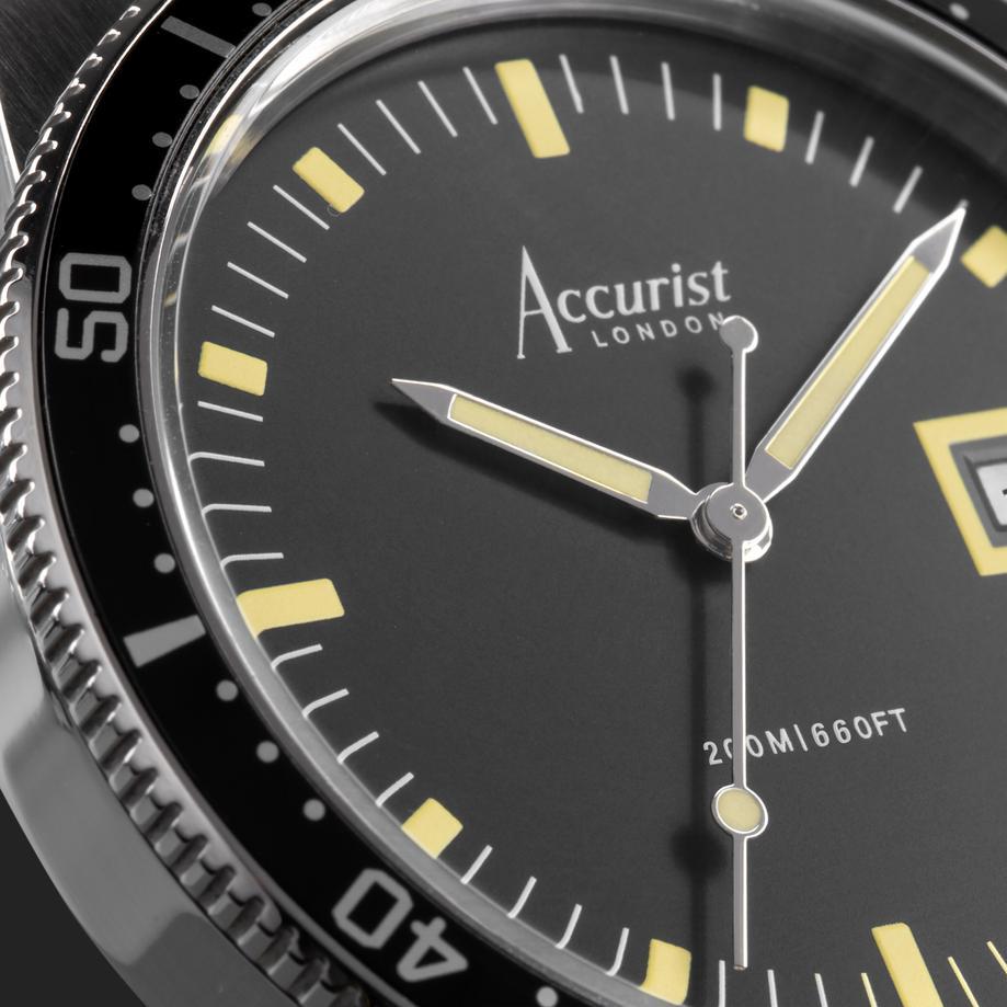 Accurist Accurist Dive Men's Watch | Silver Case & Black Rubber Strap With Black Dial | 42mm