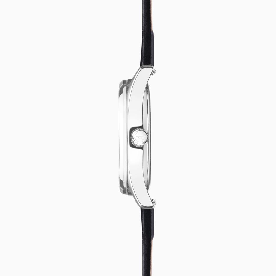 Accurist Accurist Everyday Unisex Watch | Silver Case & Black Leather Strap With Silver Dial | 36mm