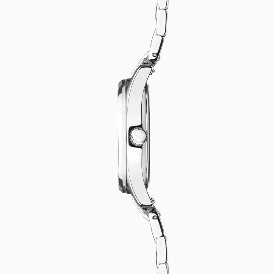 Accurist Accurist Everyday Unisex Watch | Silver Case & Stainless Steel Bracelet With Cambridge Blue Dial | 36mm