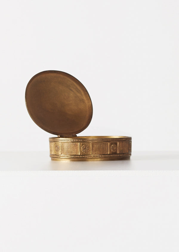 Adam Lippes Tiffany Studios "adam" Dresser Box In Gilt Bronze. C. 1915