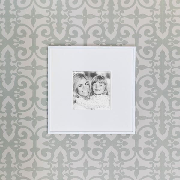 Addison Ross Single Aperture White Wall Hanging Frame