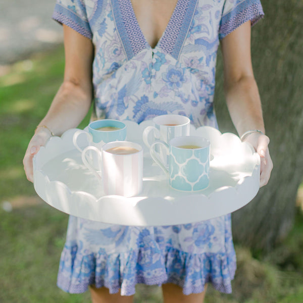 Addison Ross White Round Medium Lacquered Scallop Tray