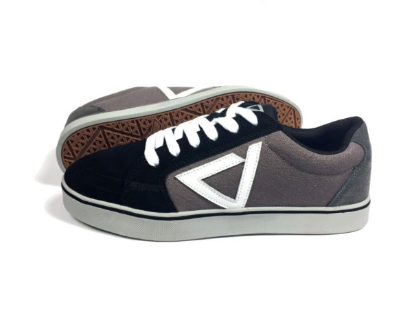 Ade Shoes Inward # Black / Grey