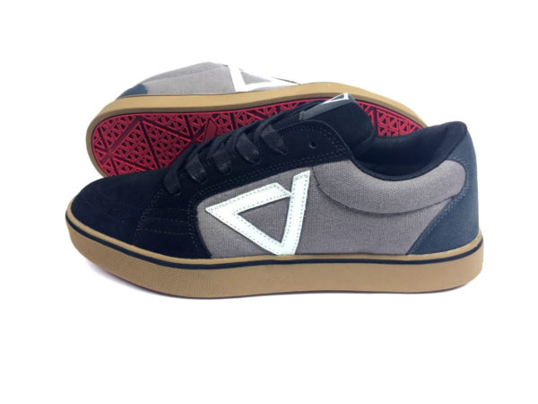 Ade Shoes Inward # Black / Grey / Gum