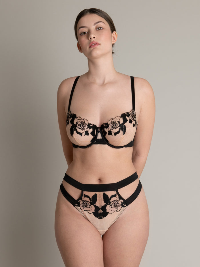 adina reay Bebe - Thong - Toast