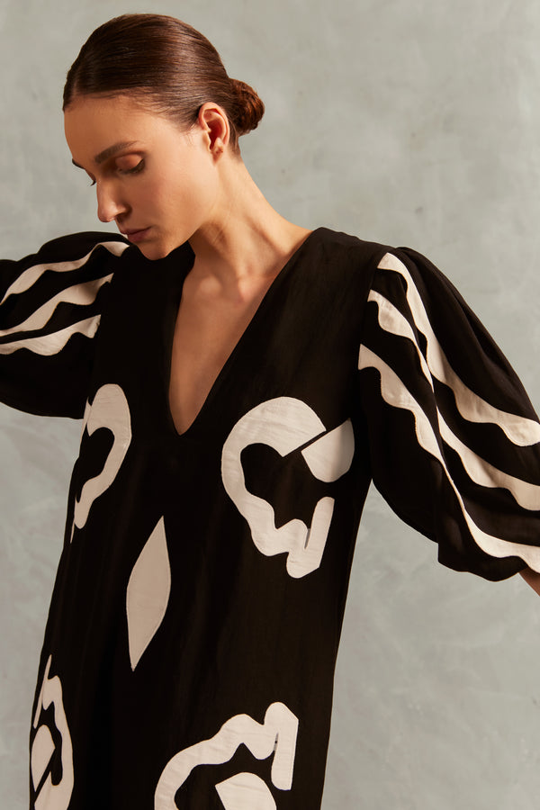 Adriana Degreas Appliqué V-Neck Long Dress