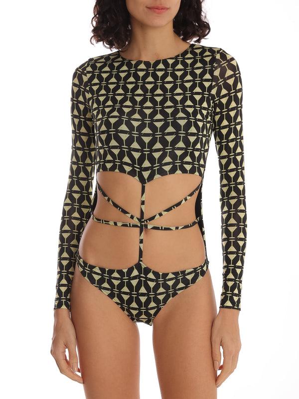 Adriana Degreas Martini Glass Cutting Details Body