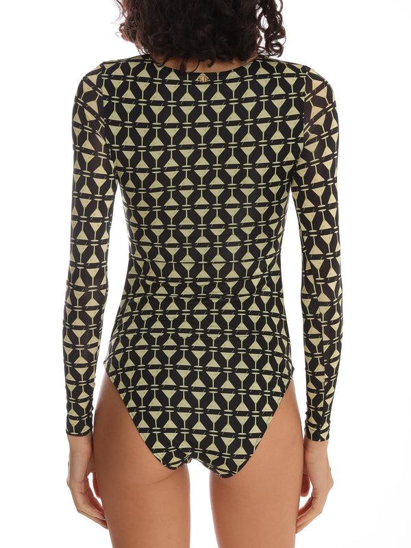 Adriana Degreas Martini Glass Cutting Details Body