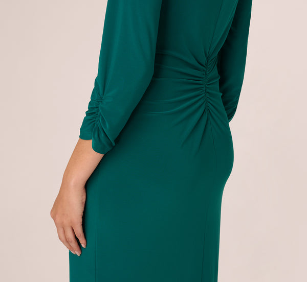 Adrianna Papell Boat Neck Sheath Short Dress In Dark Ivy