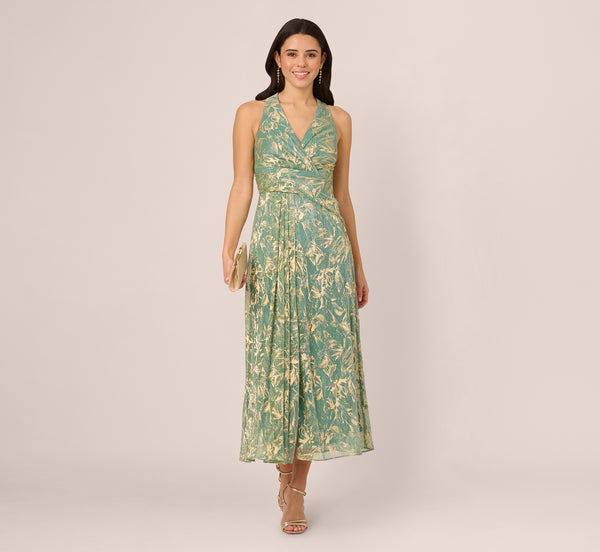 adrianna papell Sleeveless Metallic Crinkle Midi Dress In Sage Gold