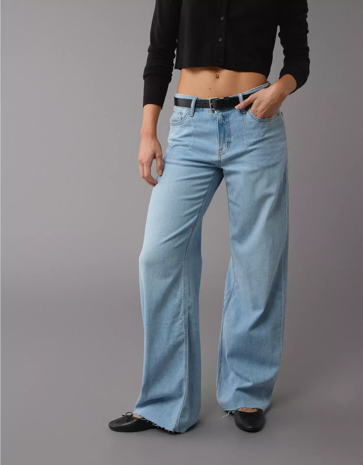 aeo AE Dreamy Drape Stretch Low-Rise Baggy Wide-Leg Jean