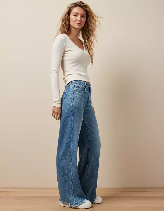 Aeo AE Dreamy Drape Super High-Waisted Baggy Wide-Leg Jean