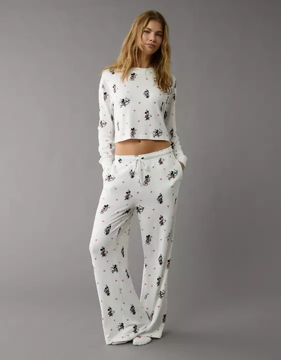 Aeo AE Mickey Mouse Valentine's Day Plush Pants PJ Set