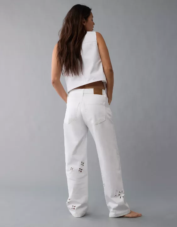 Aeo AE Strigid Embroidered Low-Rise Ex-Boyfriend Jean
