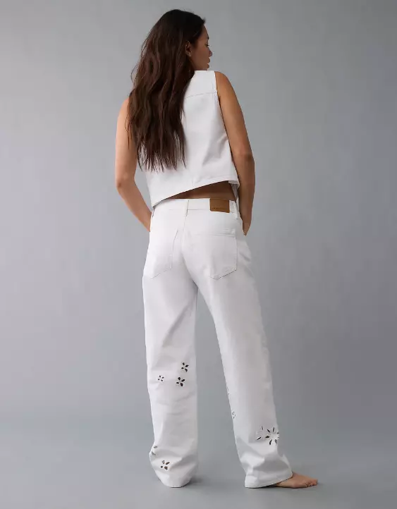 Aeo AE Strigid Embroidered Low-Rise Ex-Boyfriend Jean