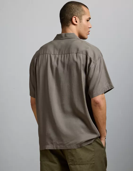 Aeo AE77 Premium Relaxed Short-Sleeve Button-Up Shirt
