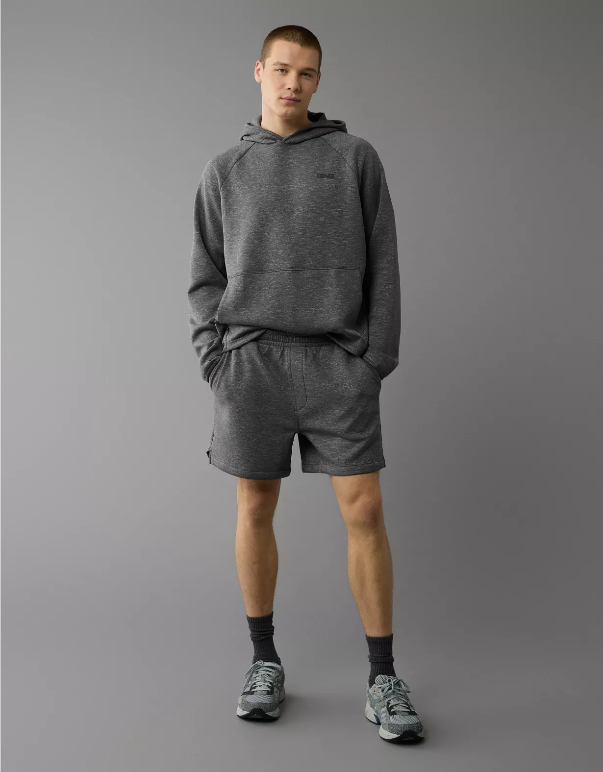 aeo AE 24/7 6" Jogger Short