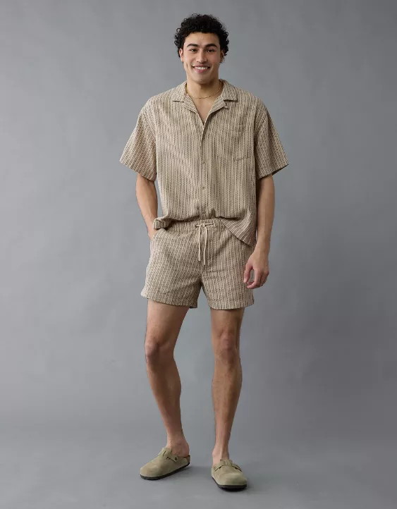 Aeo AE 5" Lived-In Trekker Short