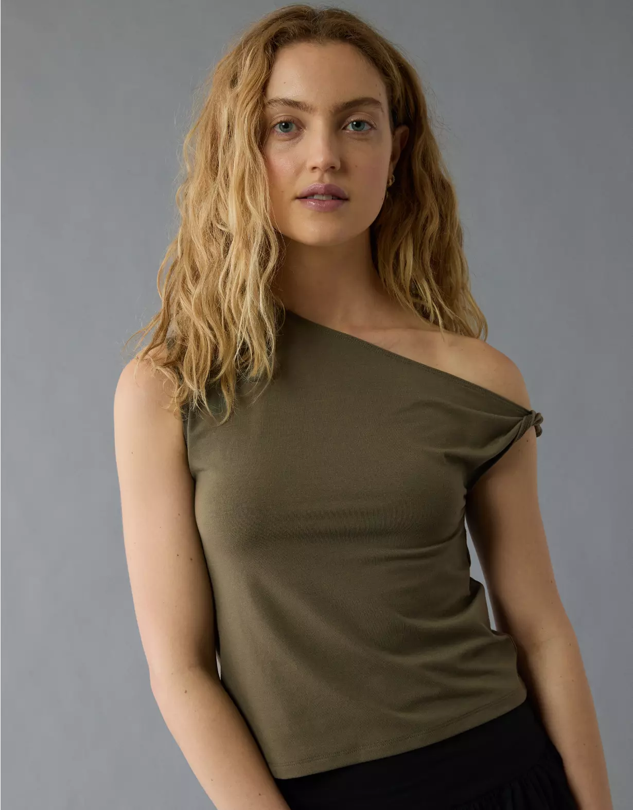 aeo AE Asymmetrical Twist Shoulder Tank Top