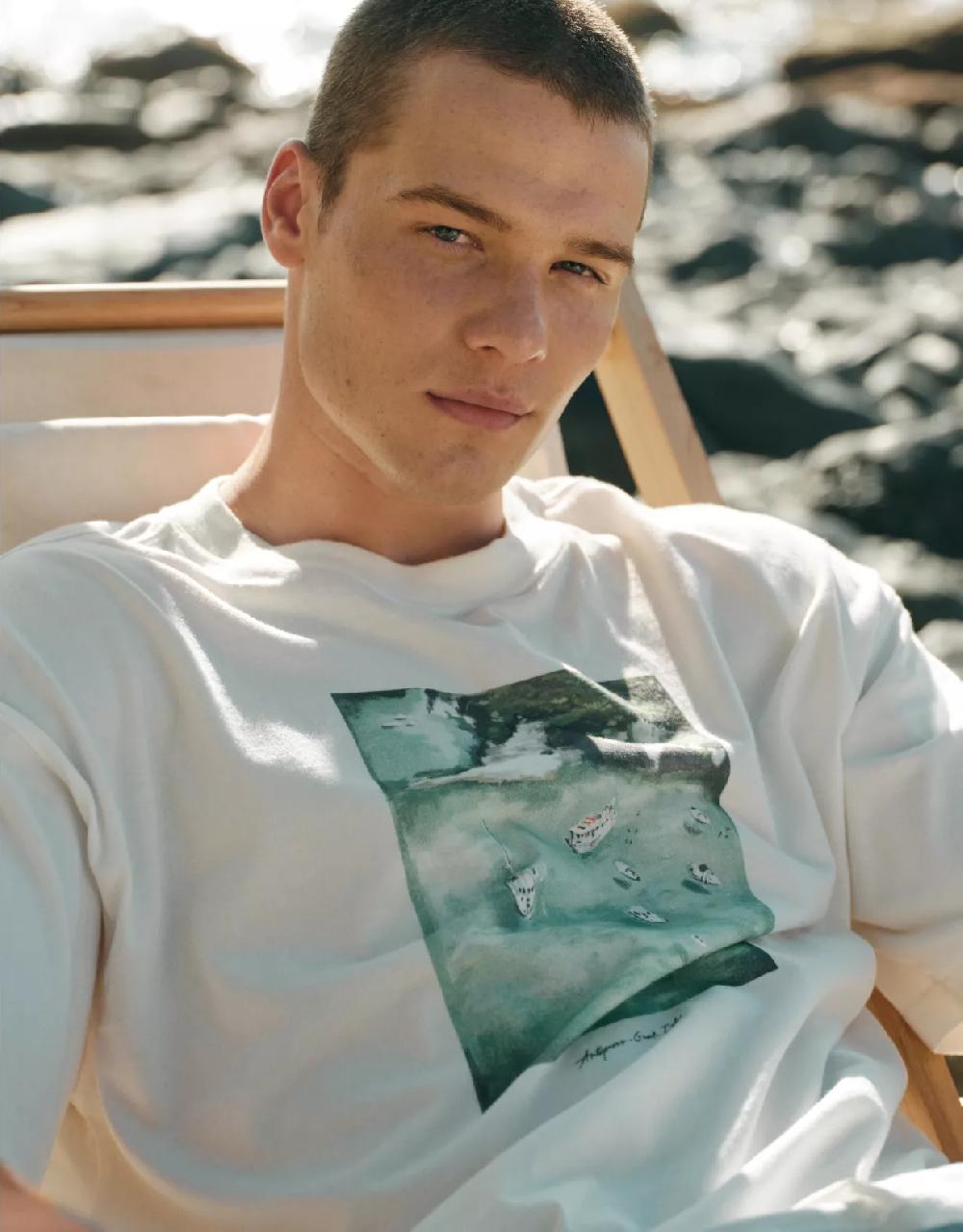 aeo AE Boxy Destination Graphic T-Shirt