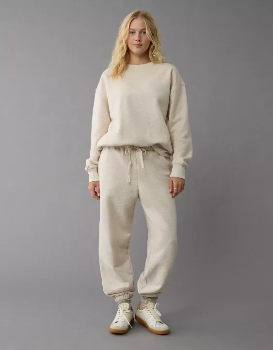 Aeo AE Everyday Luxe Crew Neck Sweatshirt