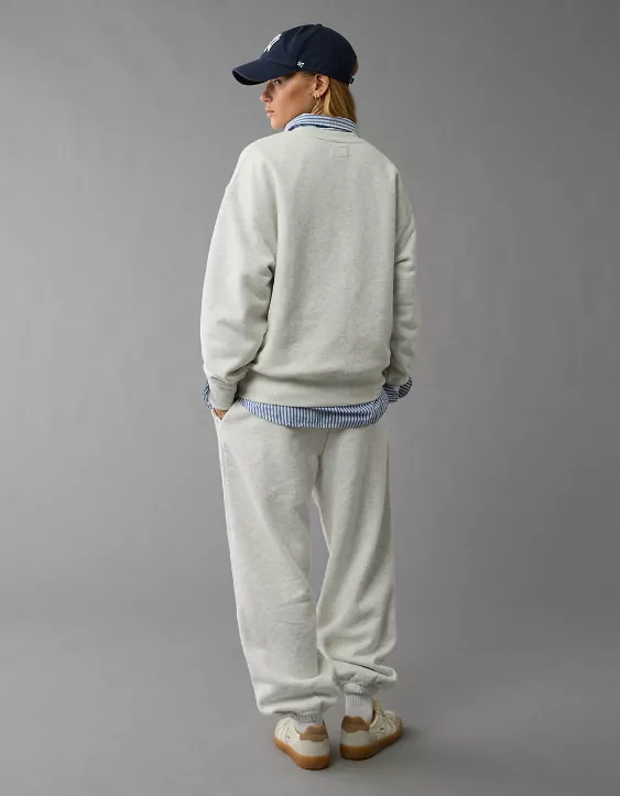 Aeo AE Everyday Luxe Crew Neck Sweatshirt