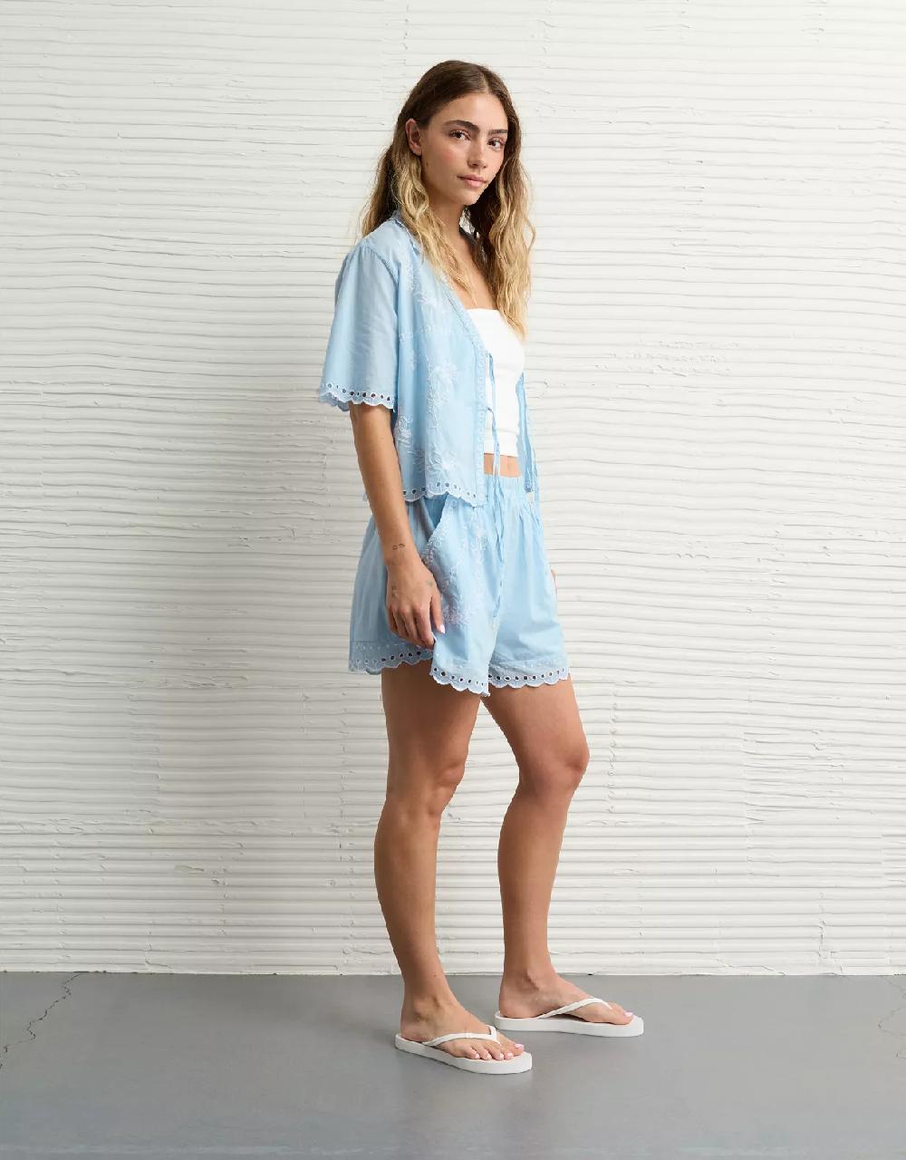 aeo AE High-Waisted Embroidered Short