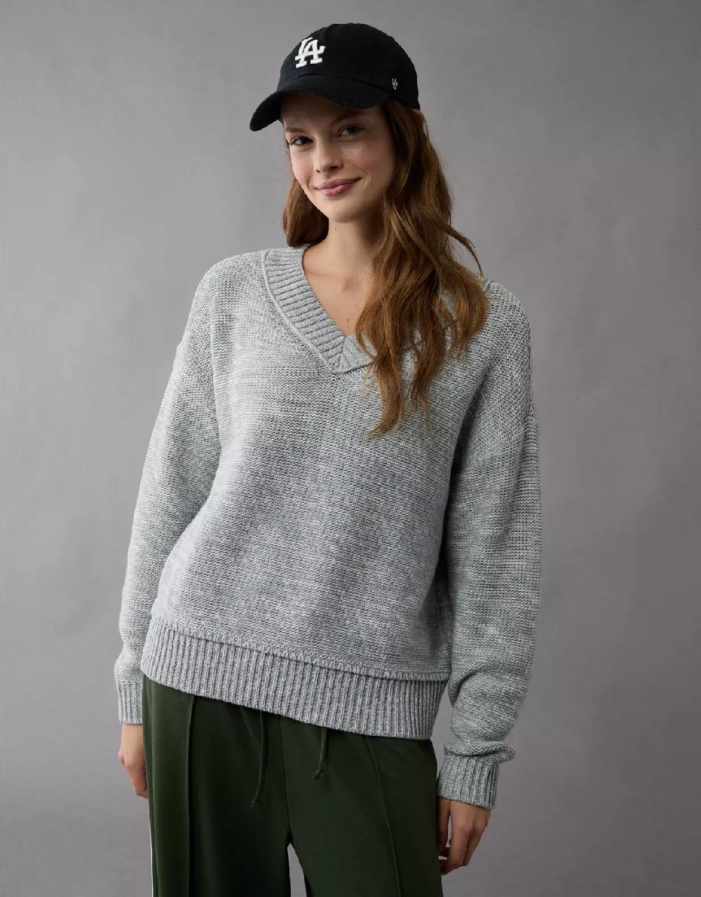 aeo AE Long Weekend V-Neck Sweater