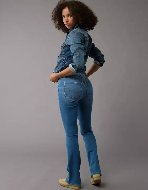 Aeo AE Next Level Curvy Low-Rise Kick Bootcut Jean