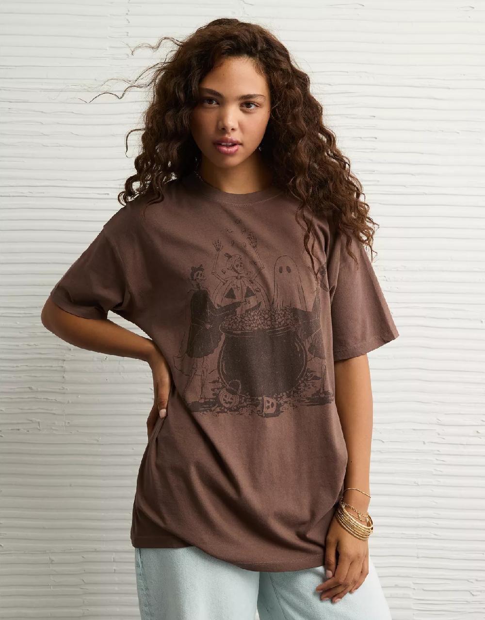 aeo AE Oversized Halloween Graphic T-Shirt