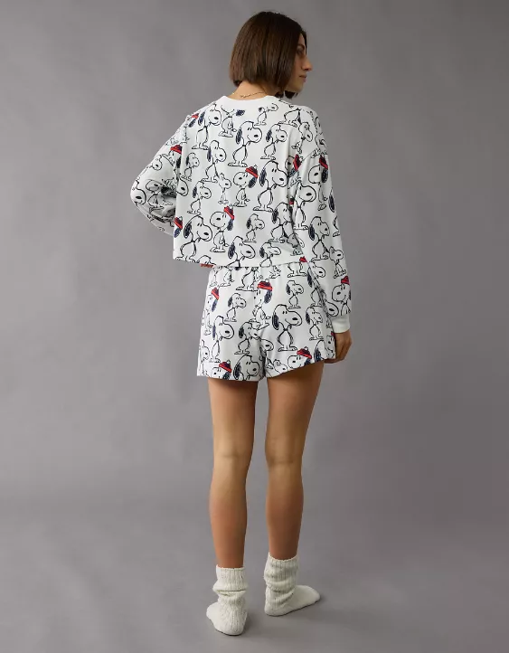 Aeo AE Snoopy Plush PJ Set
