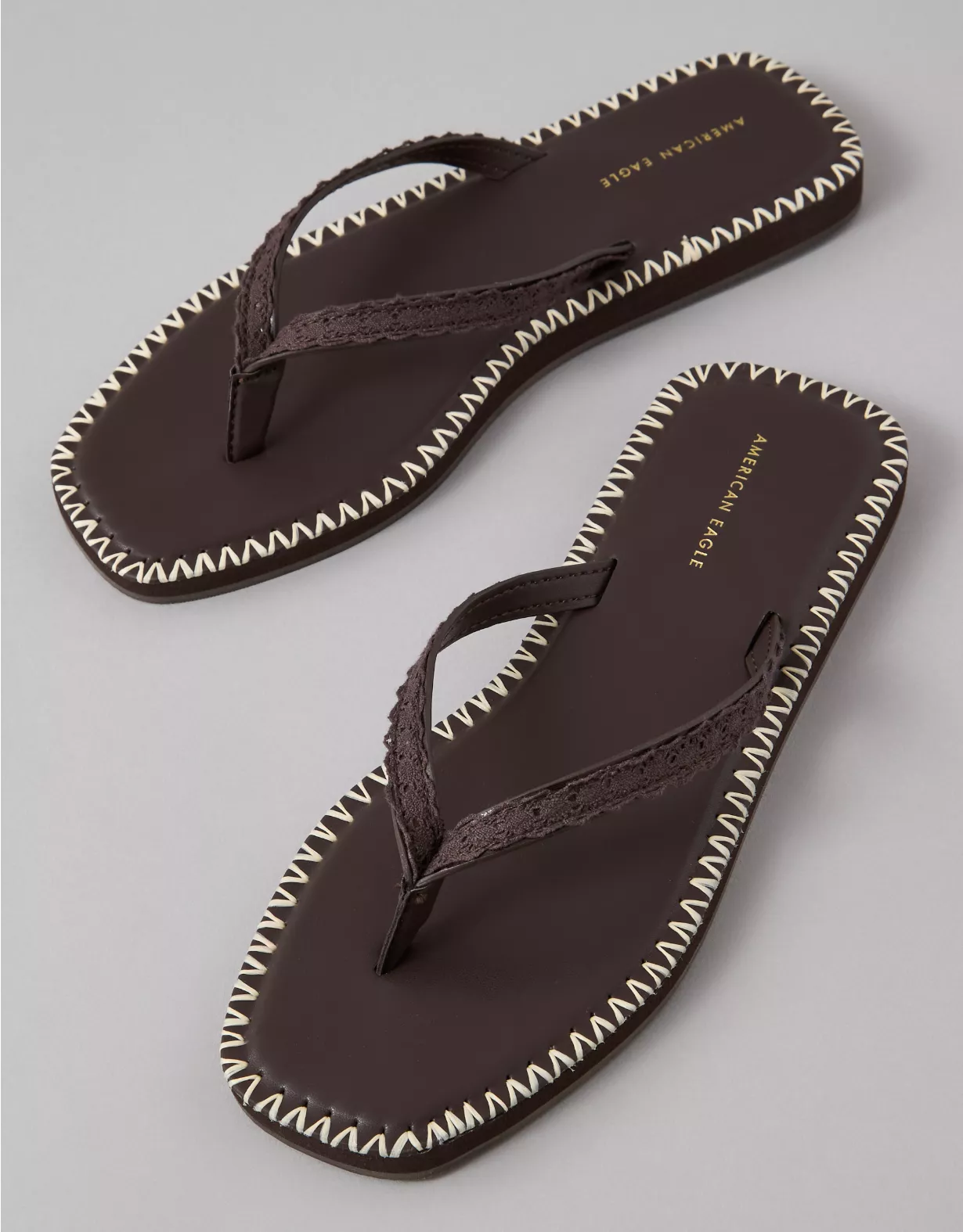 Aeo AE Textured Overlay Flip Flop