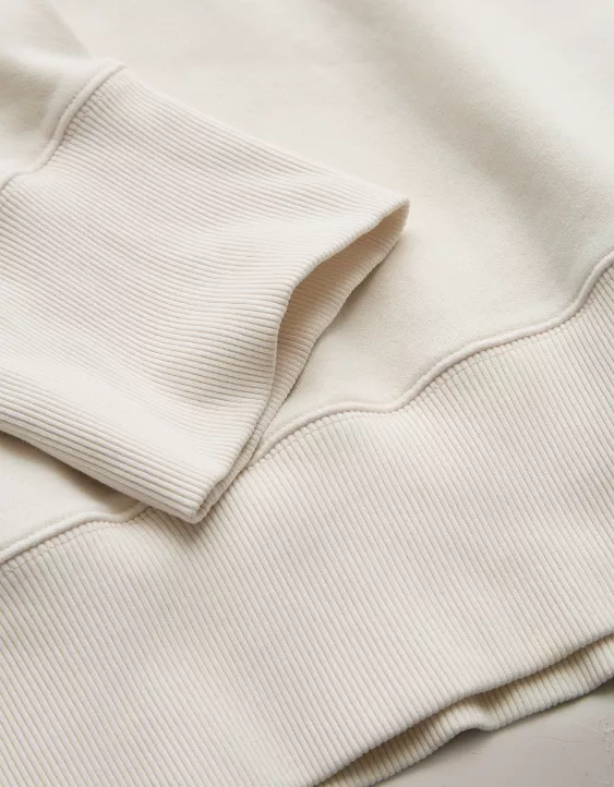 Aeo AE77 Premium Relaxed Cropped Sweatshirt