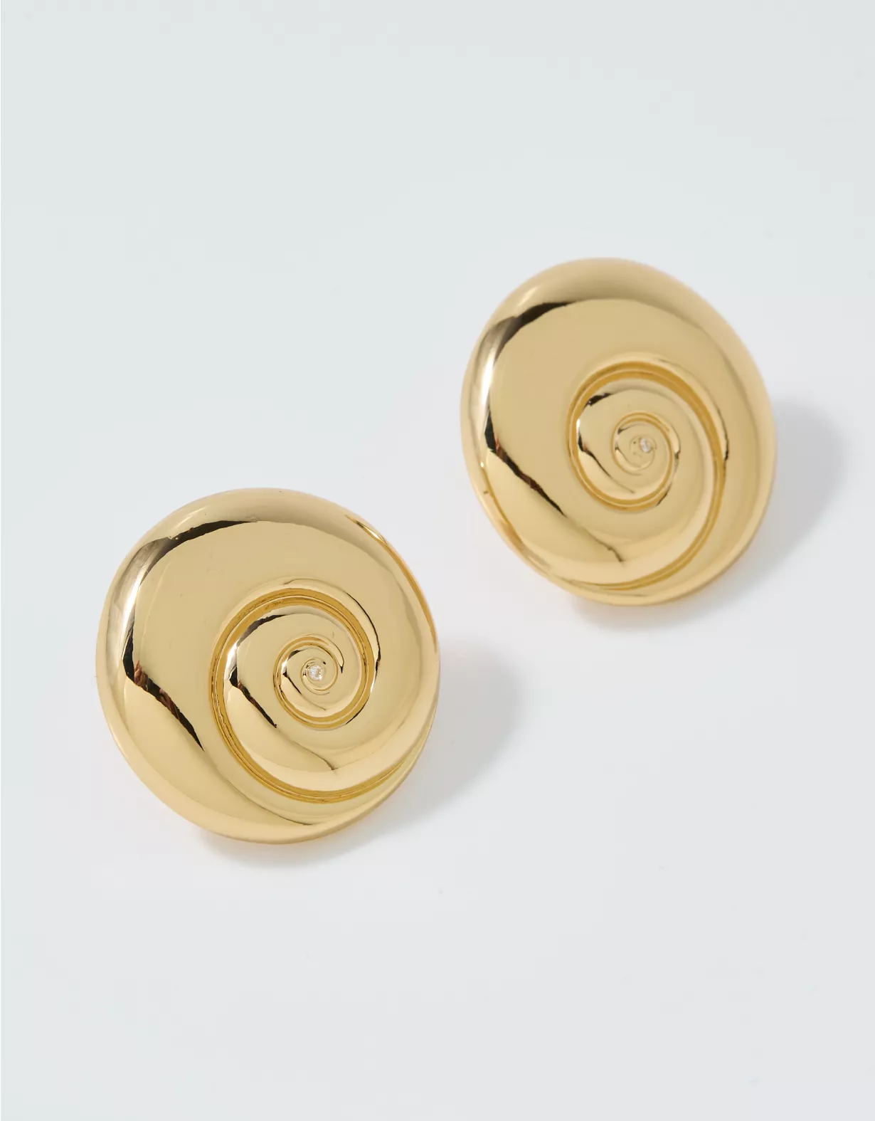 aeo Aerie Chunky Shell Stud Earrings