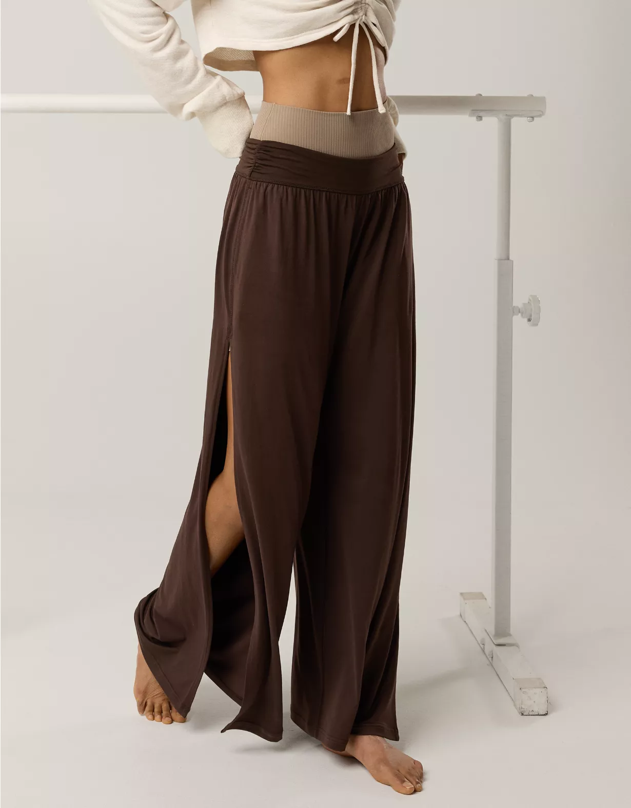 aeo OFFLINE By Aerie Go With The Flow Pant