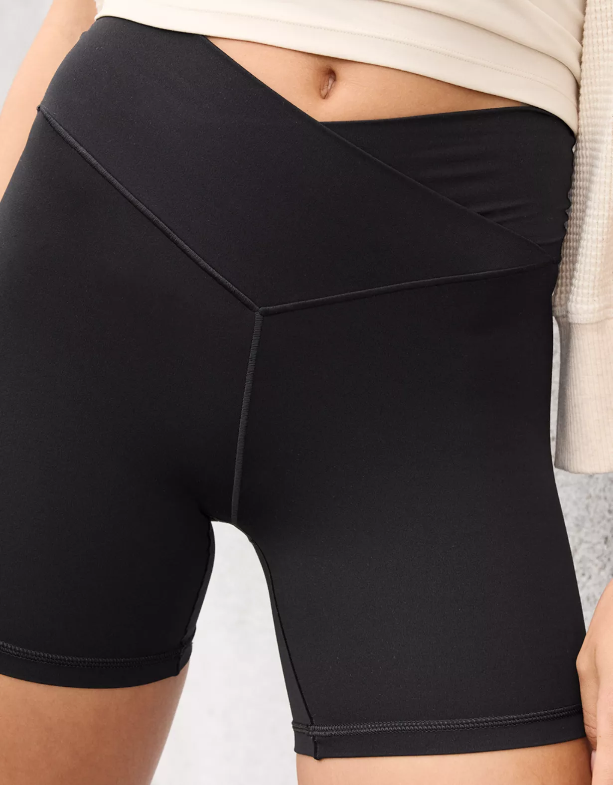 aeo OFFLINE By Aerie Real Me Crossover 5" Bike Short
