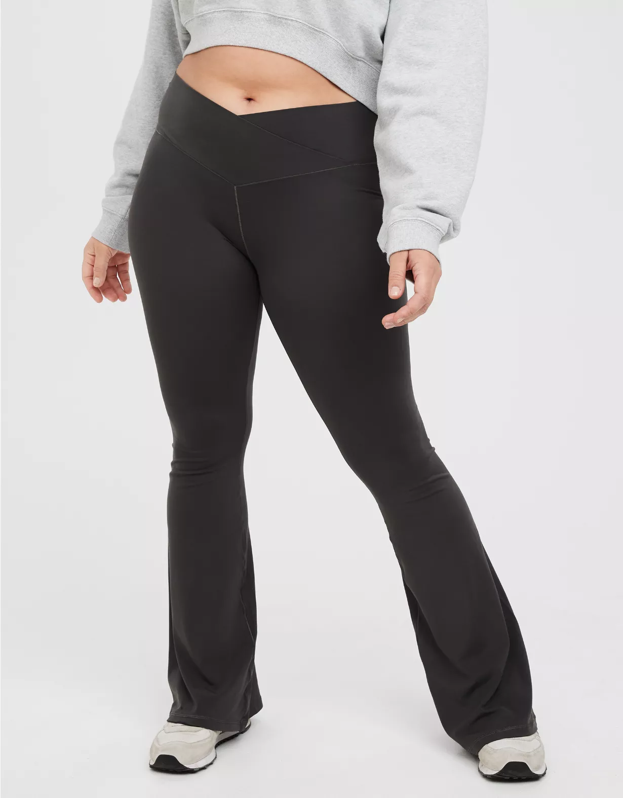 aeo OFFLINE By Aerie Real Me High Waisted Crossover Flare Legging