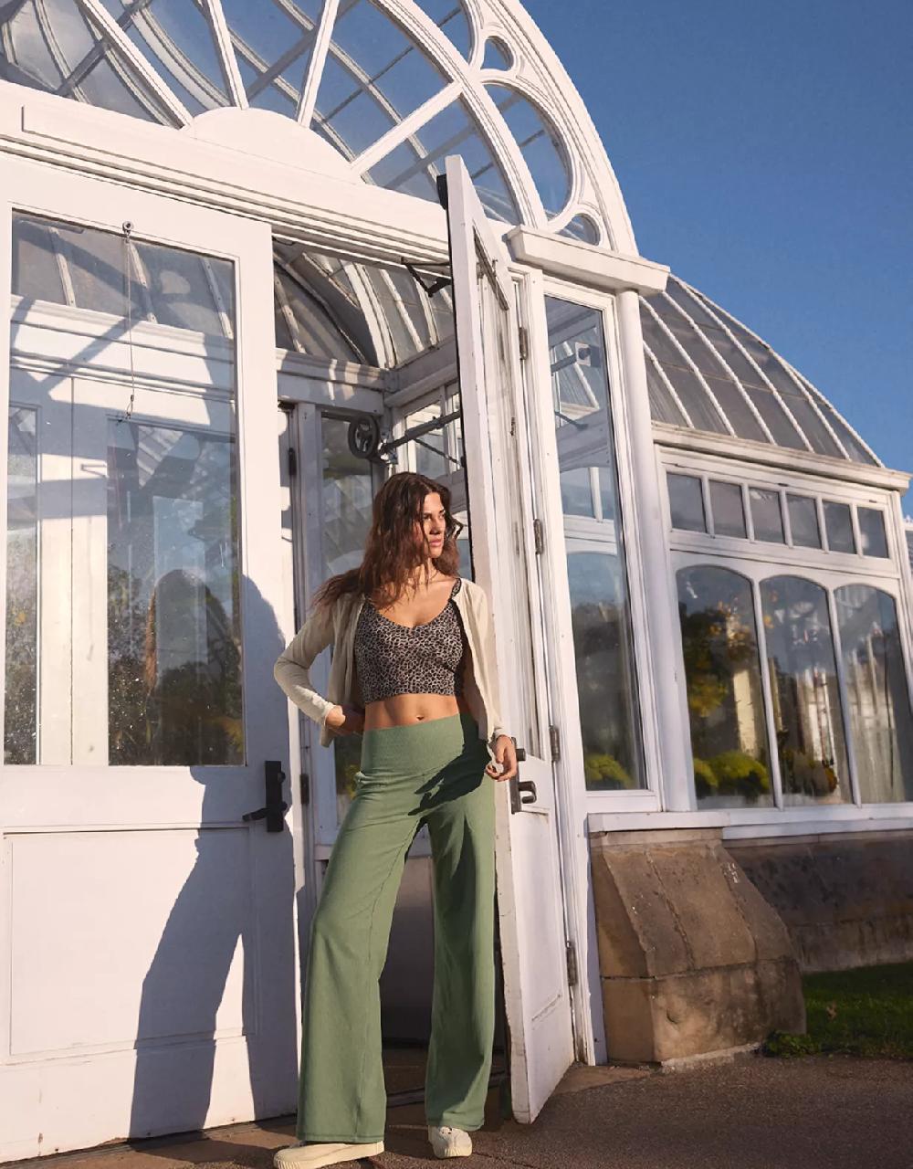 aeo OFFLINE By Aerie Real Me XTRA High Waisted Ribbed Trouser