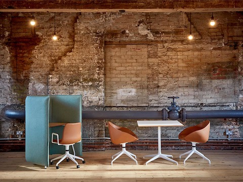 Aeron Ali Café Table