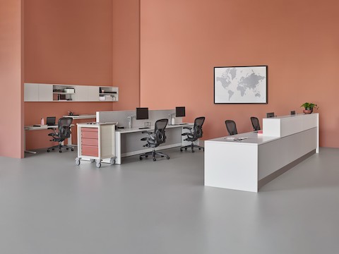 Aeron Commend Nurses Station