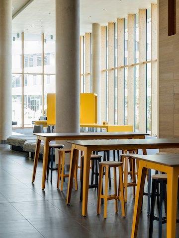 Aeron Fold Bar Height Table