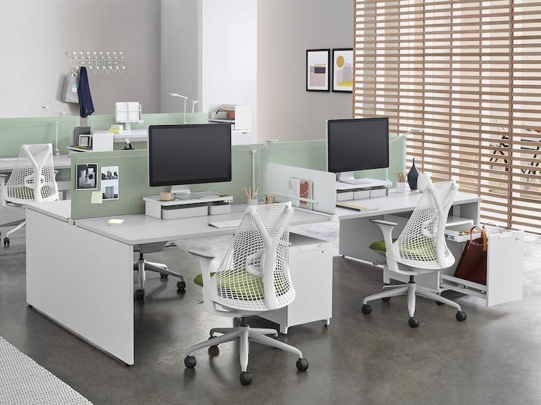 aeron Layout Studio Screens