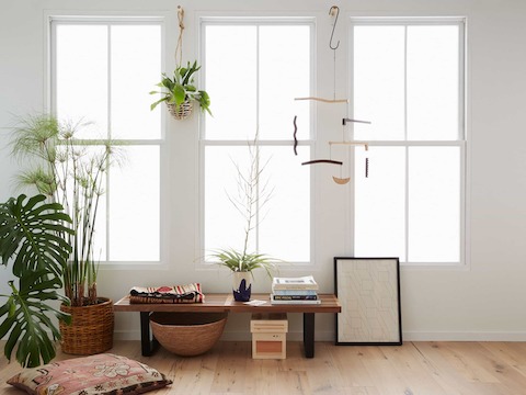 Aeron Nelson Platform Bench