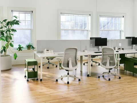 Aeron OE1 Movable Screen