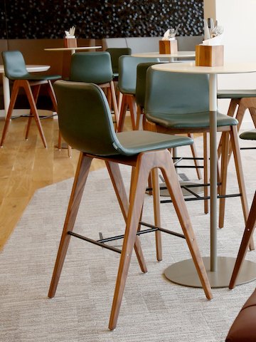 Aeron Viv Wood Stool