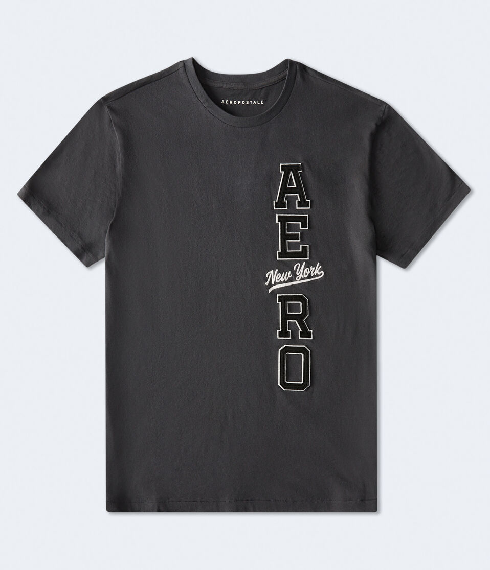 aéropostale Aero New York Appliqué Graphic Tee magnet