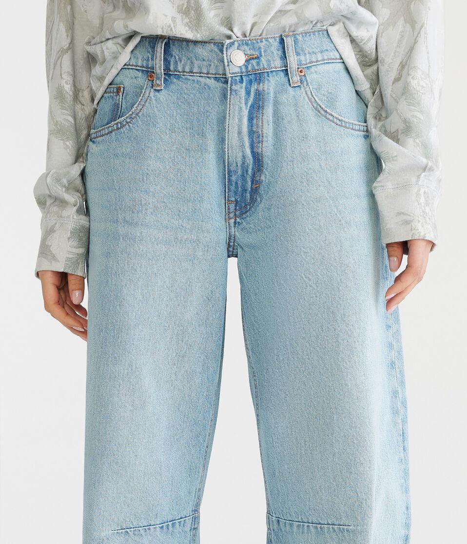 Aéropostale Low-Rise Baggy Barrel Jean Light Wash