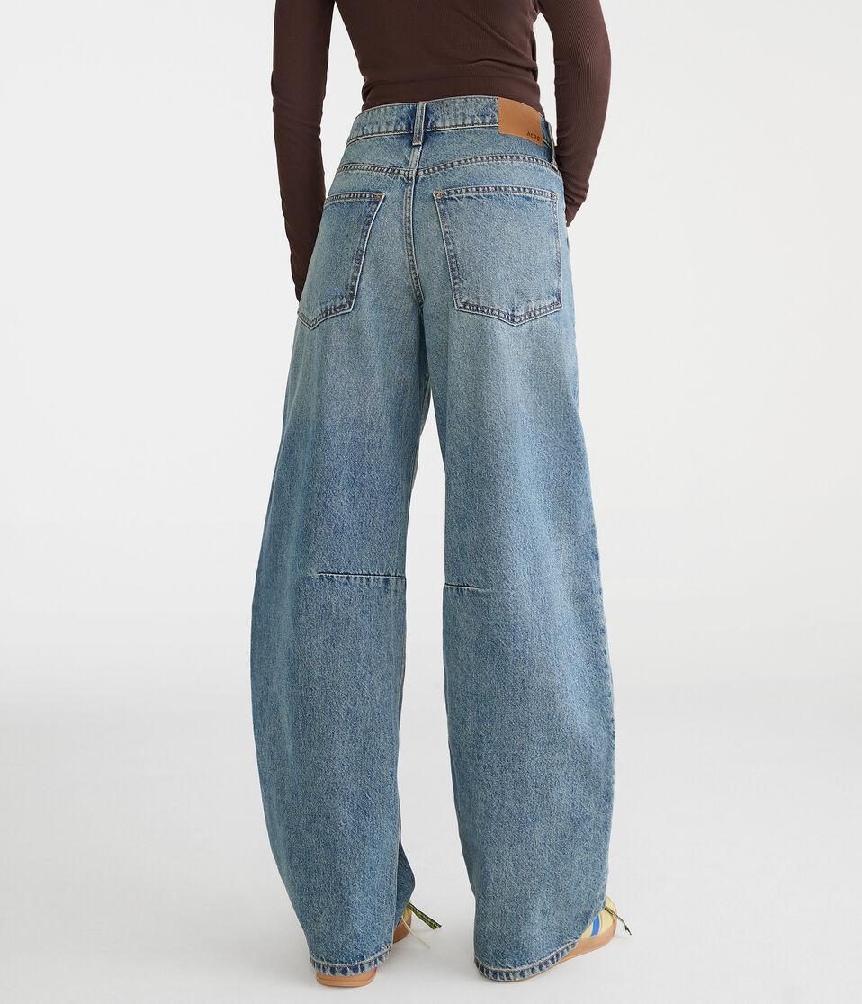 Aéropostale Low-Rise Baggy Barrel Jean Medium Wash